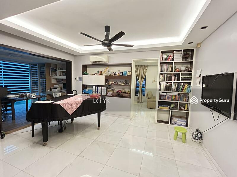 For Sale - Royale Palms