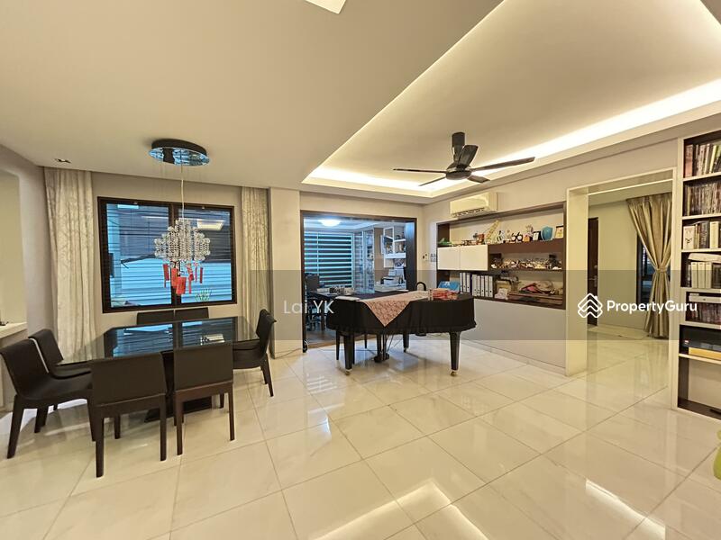 For Sale - Royale Palms