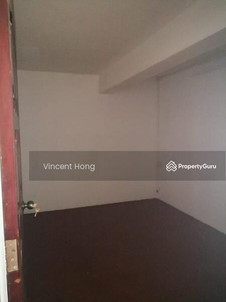 Untuk Disewa - Jelutong Shop Lot