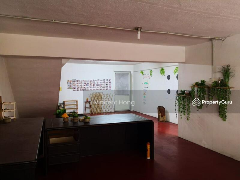 Untuk Disewa - Jelutong Shop Lot