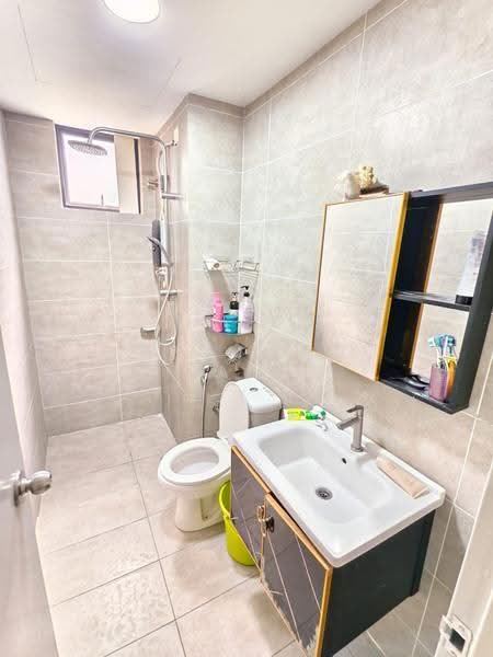 Condominium for Sale at Mizumi Residences - Desmond Tang - Bathroom - PropertyGuru.com.my