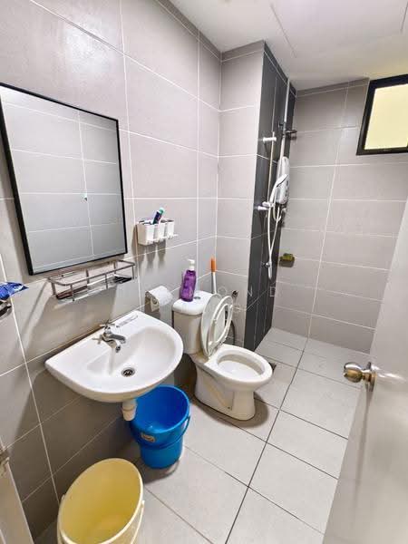 Condominium for Sale at Mizumi Residences - Desmond Tang - Bathroom - PropertyGuru.com.my