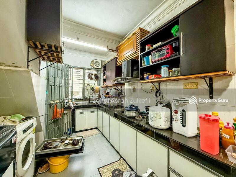 For Sale - Shah Alam EXTENDED 1.5 Storey House Jalan Tongsan Seksyen 17 Shah Alam