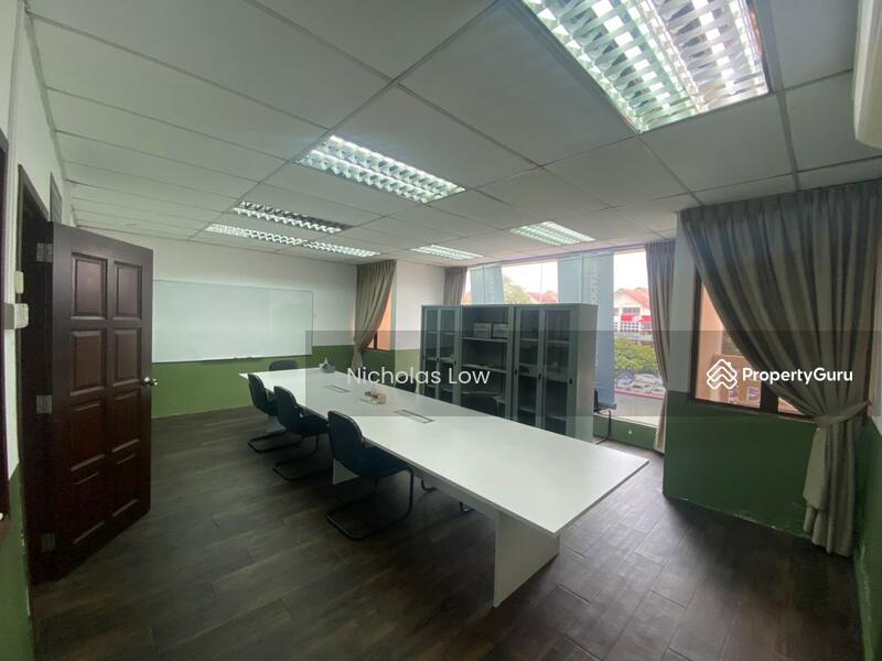 For Rent - Taman Molek Jalan Molek 3 2nd Floor Shop