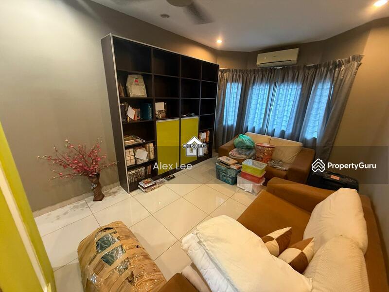 For Sale - Kampung Jawa
