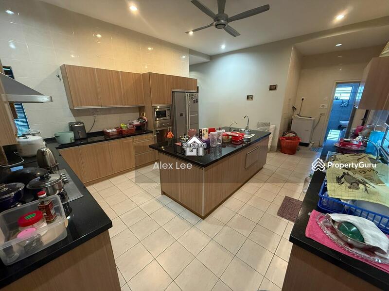 For Sale - Kampung Jawa