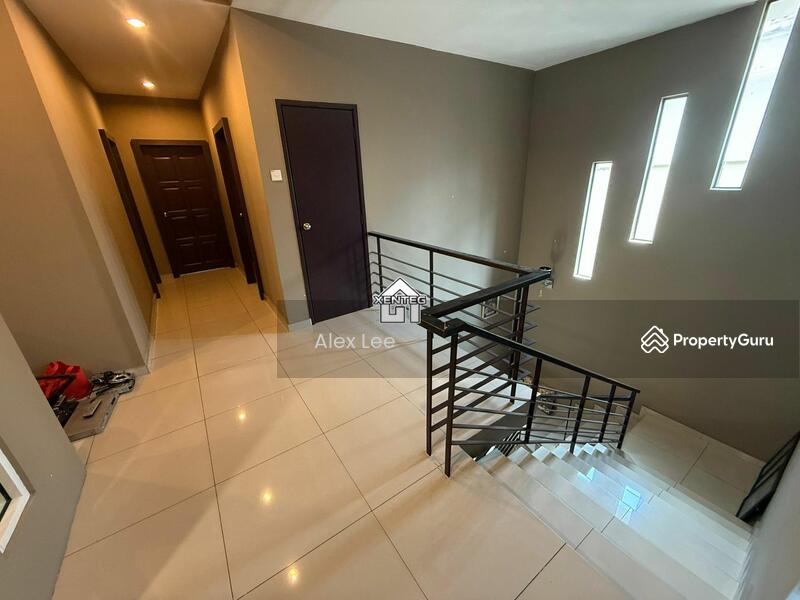 For Sale - Kampung Jawa