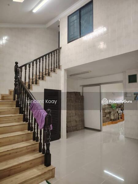 Untuk Dijual - Terraced House at Batu Lancang
