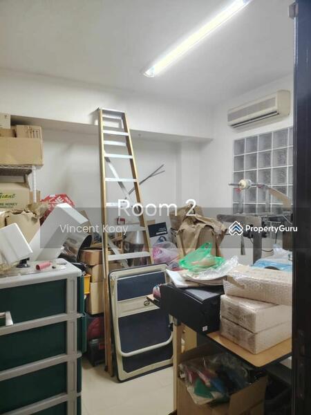 Untuk Dijual - Terraced House at Batu Lancang