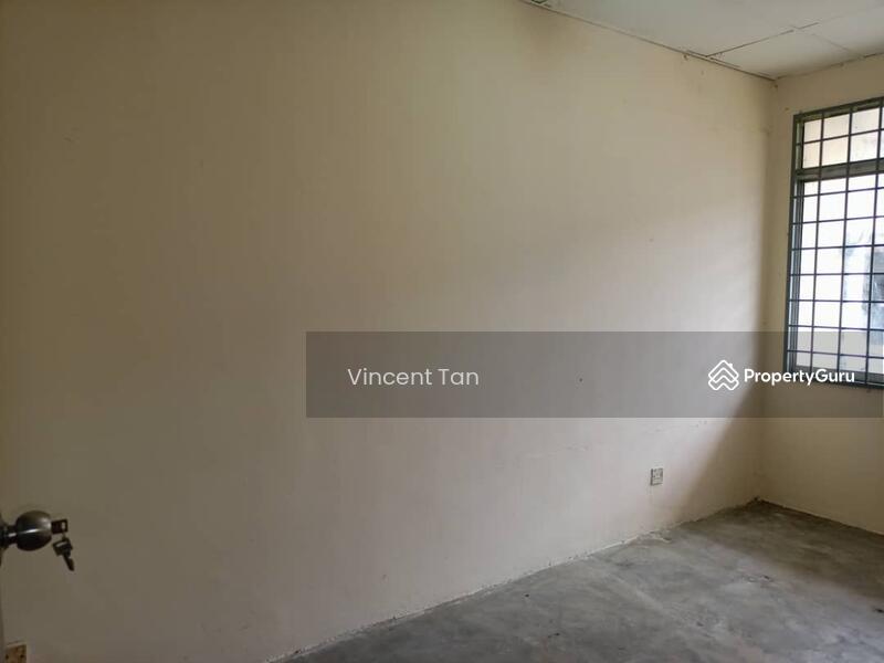 For Rent - Well Kept Shop Office Bukit Sentosa (Top Floor ) Rawang For Rent