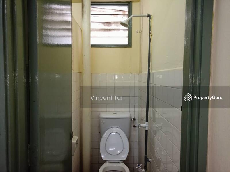 For Rent - Well Kept Shop Office Bukit Sentosa (Top Floor ) Rawang For Rent