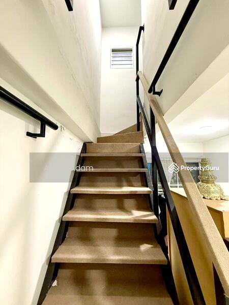 Untuk Dijual - 2 And Half Storey Terrace Taman Keramat Permai KL