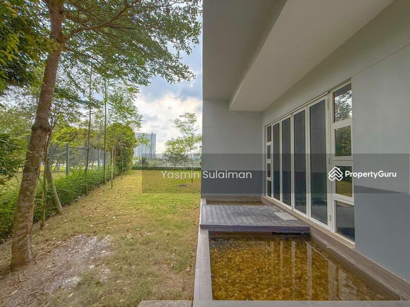 Untuk Dijual - CORNER LOT, FACING LAKE 4 Storey Bungalow, LakeFront Villa Cyberjaya