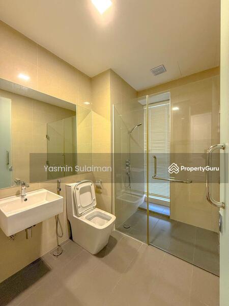 Untuk Dijual - CORNER LOT, FACING LAKE 4 Storey Bungalow, LakeFront Villa Cyberjaya