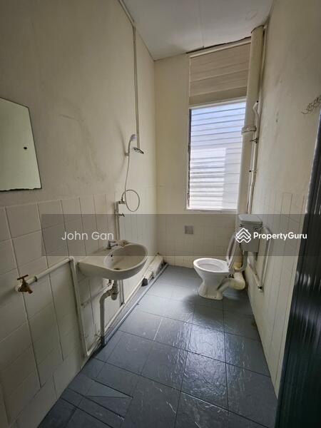 Untuk Disewa - Pulau Tikus Double Storey Terrace
