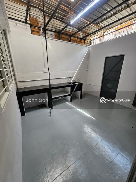 Untuk Disewa - Pulau Tikus Double Storey Terrace