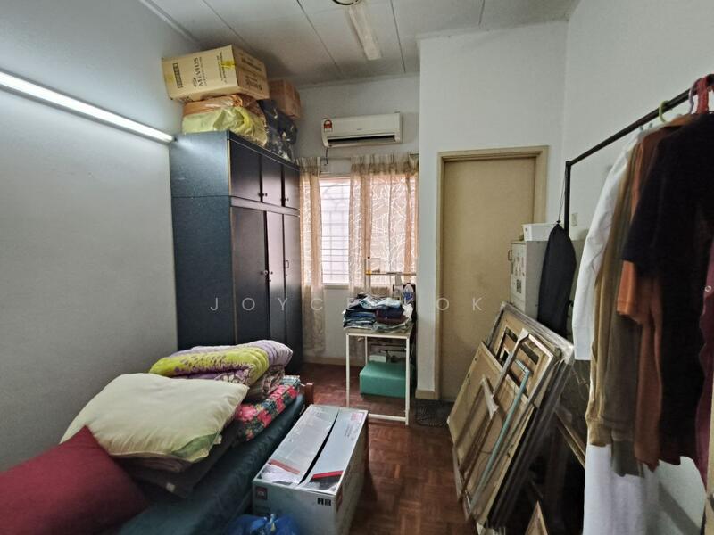 2-storey Terraced House for Sale in Usj 11 (Subang Jaya) - Joyce Kok - 3rd room  - PropertyGuru.com.my