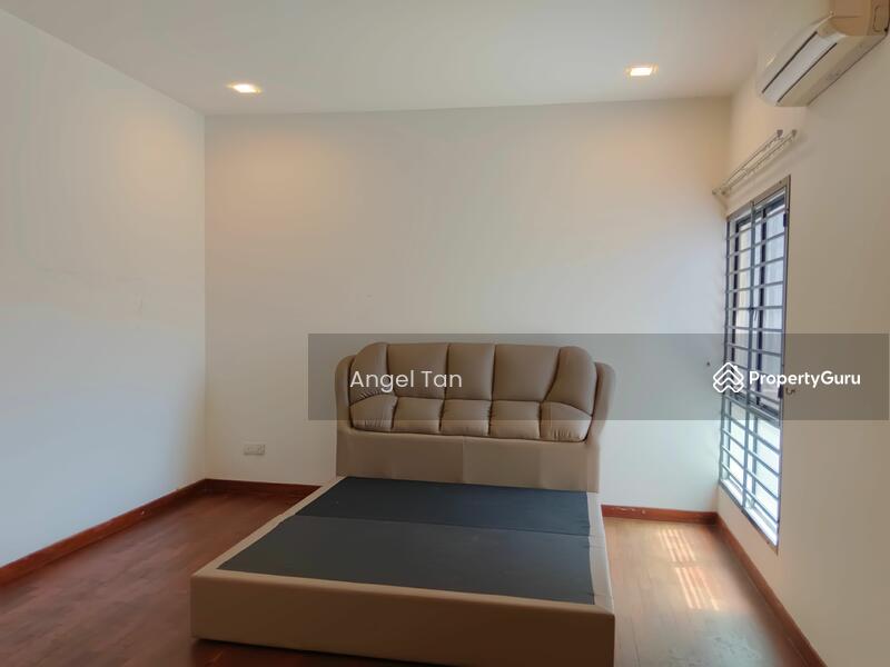 For Rent - Townhouse at 16 Sierra
