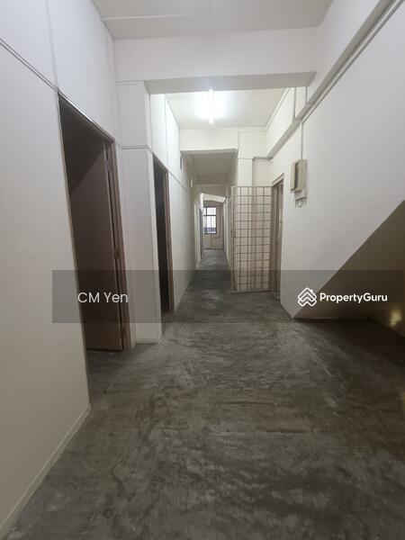 Untuk Disewa - Jalan Rosmerah 2/3