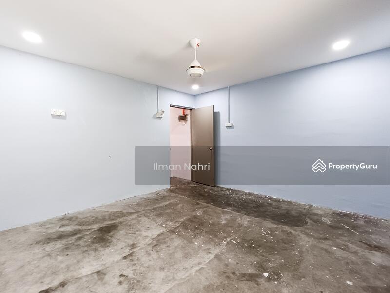 For Sale - Batu 13 1/2 Puchong