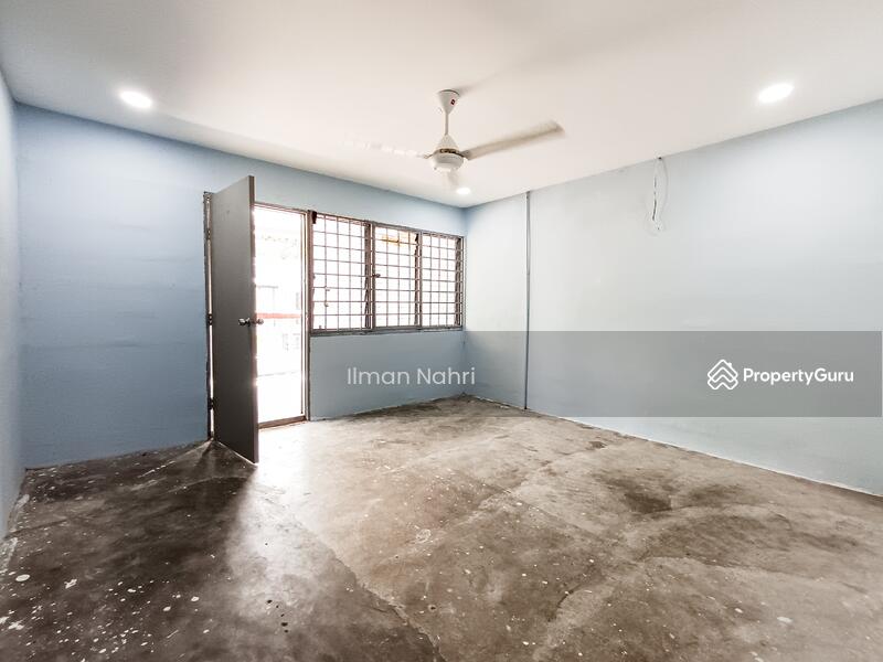 For Sale - Batu 13 1/2 Puchong