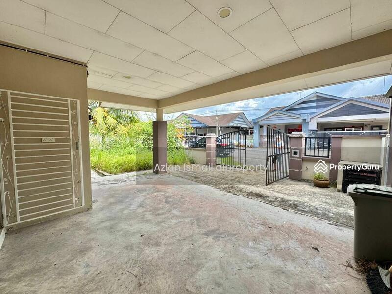 Untuk Dijual - Semi-Detached House at Tongkang Pechah