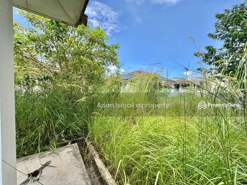 Untuk Dijual - Semi-Detached House at Tongkang Pechah