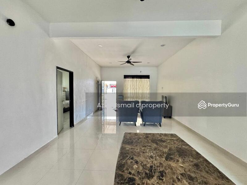 Untuk Dijual - Semi-Detached House at Tongkang Pechah