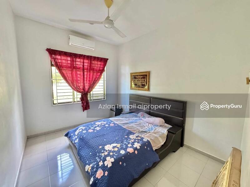 Untuk Dijual - Semi-Detached House at Tongkang Pechah