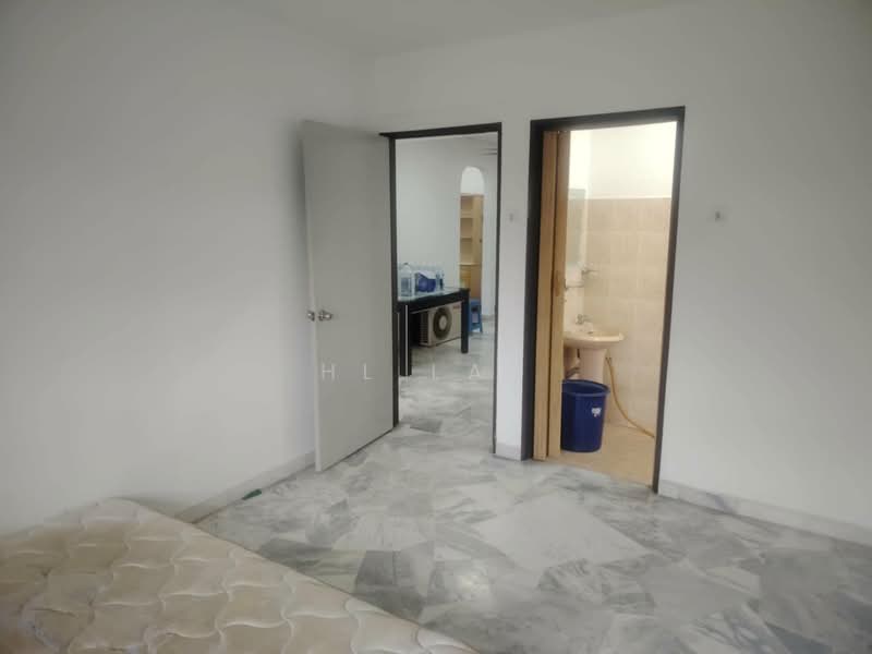 Apartment for Sale at Pandan Lake View - HL Lau - PropertyGuru.com.my