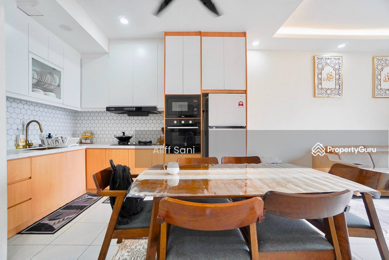 For Sale - The Netizen