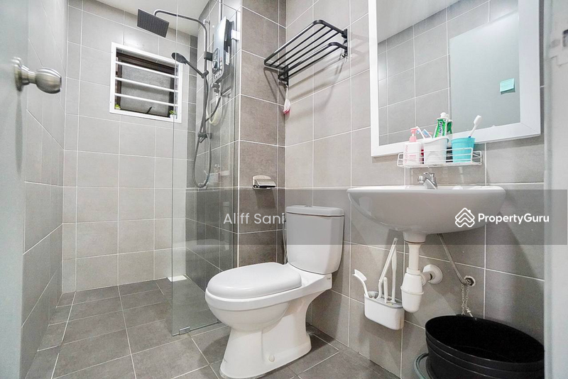 For Sale - The Netizen