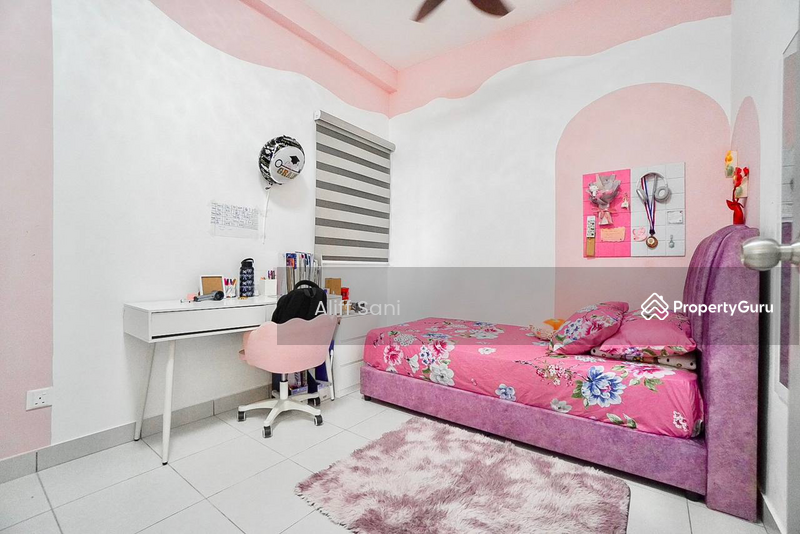 For Sale - The Netizen