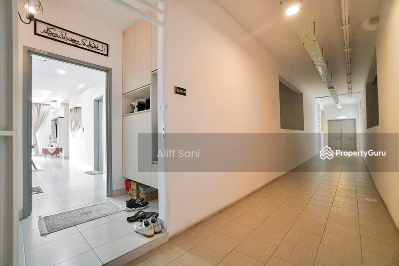 For Sale - The Netizen