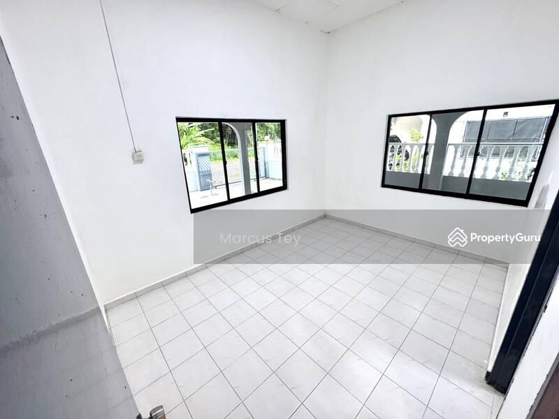 Untuk Dijual - Pontian Pontian Pontians
