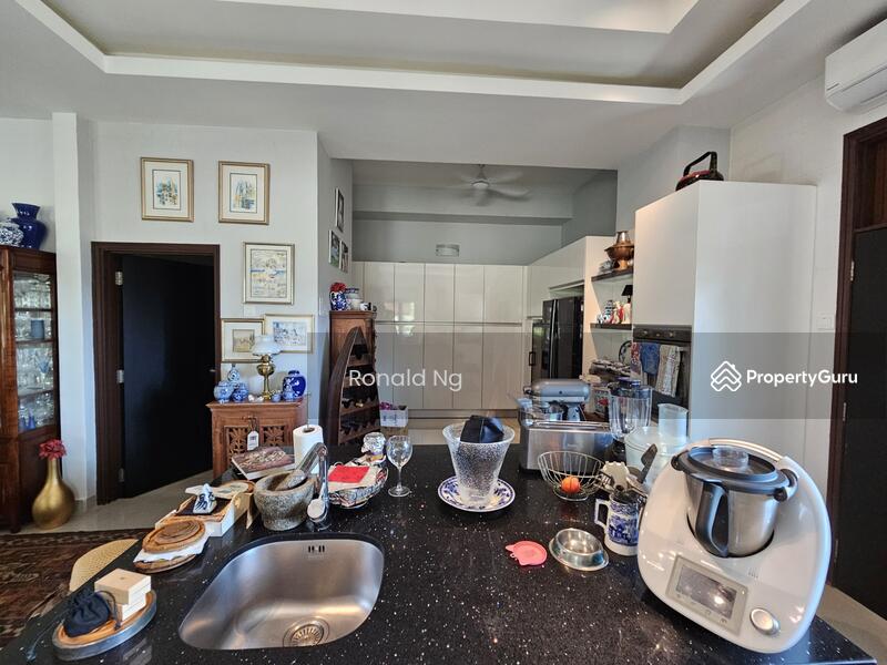 3 Storey Semi Detached Sungai Emas Batu Feringghi untuk Untuk Dijual - RM 1,480,000, Apr 2026 - PropertyGuru.com.my