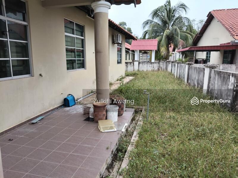 Untuk Dijual - RUMAH BANGLO SETINGKAT DI NO. 7635, LORONG SERINDIT 17, MERAGA BERIS, (BELAKANG RR MERAGA BERIS)