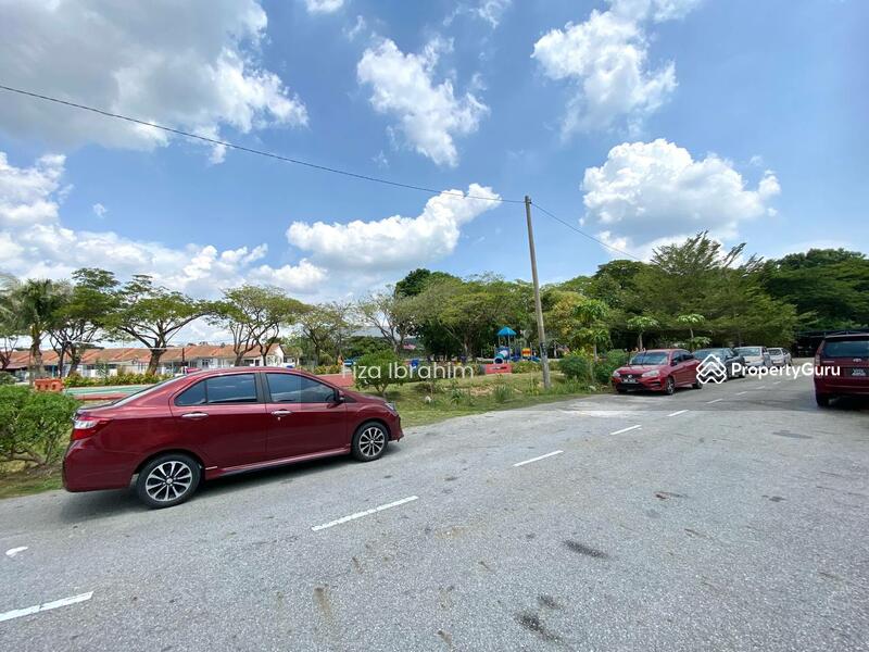 For Sale - Desa Pinggiran Putra (Single Storey)