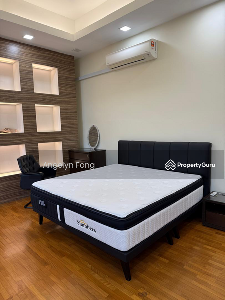 For Rent - Semi-Detached House at Duta Nusantara