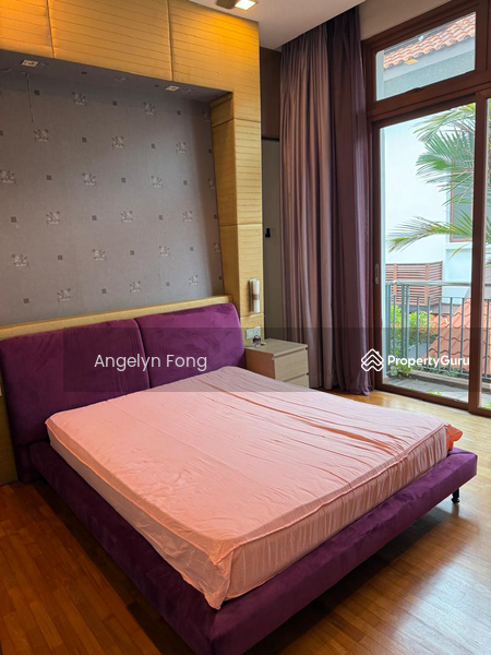 For Rent - Semi-Detached House at Duta Nusantara