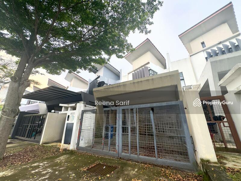 For Sale - 2 Storey Terrace House Laman Glenmarie Shah Alam