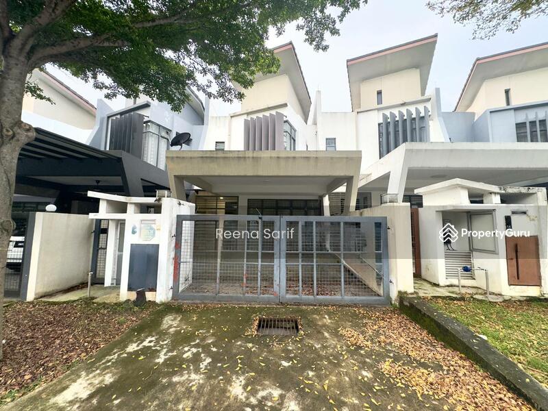 For Sale - 2 Storey Terrace House Laman Glenmarie Shah Alam