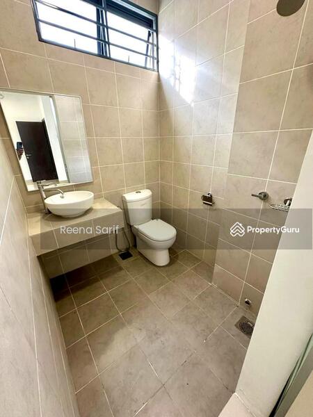 For Sale - 2 Storey Terrace House Laman Glenmarie Shah Alam