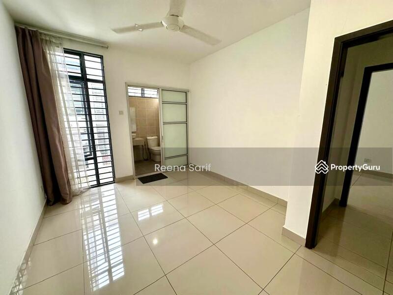 For Sale - 2 Storey Terrace House Laman Glenmarie Shah Alam
