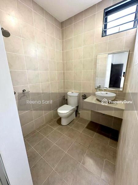 For Sale - 2 Storey Terrace House Laman Glenmarie Shah Alam