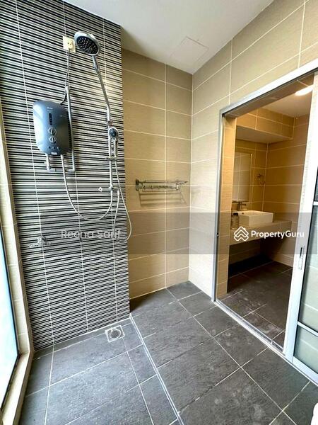 For Sale - 2 Storey Terrace House Laman Glenmarie Shah Alam