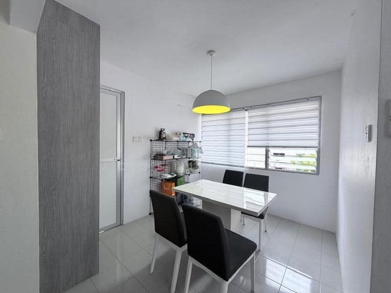 Apartment for Sale at Taman Lip Sin Block 37 - Jocelin Lim - Dining Room - PropertyGuru.com.my