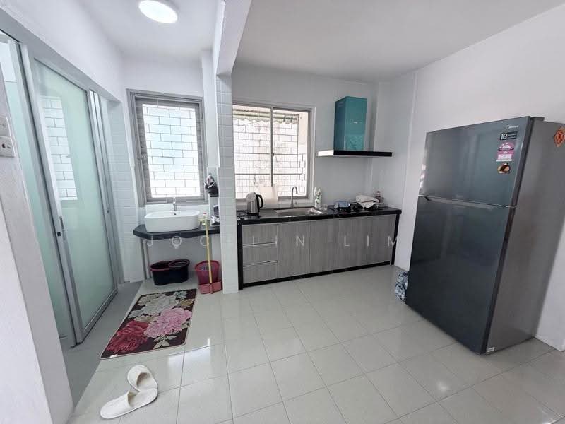 Apartment for Sale at Taman Lip Sin Block 37 - Jocelin Lim - Kitchen - PropertyGuru.com.my