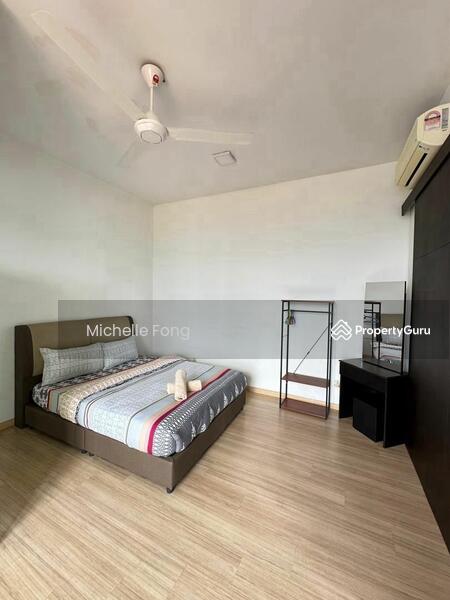 For Sale - Cube 8 Teens