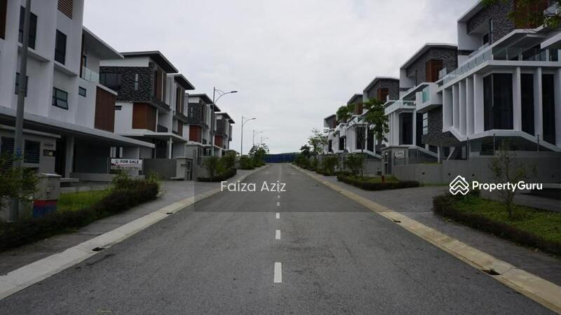 For Sale - Hijauan Enklaf